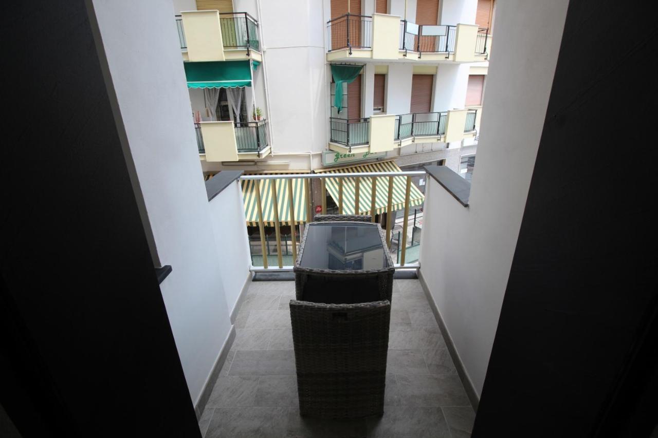 Persea Mare Appartamenti Arma di Taggia Extérieur photo